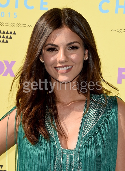attends the Teen Choice Awards 2015 at the USC Galen Center on August 16, 2015 in Los Angeles, California.